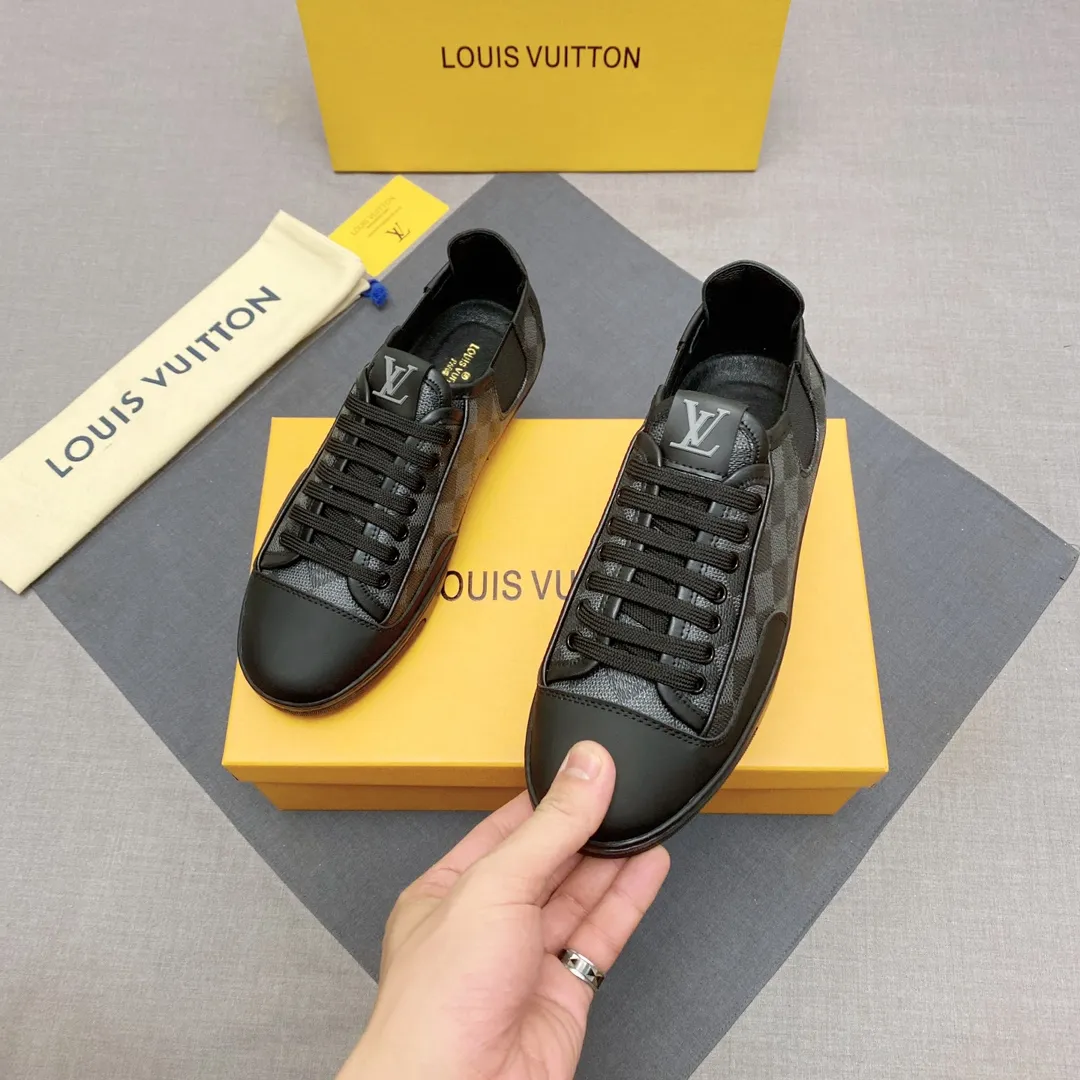 p360🇮🇹🇮🇹LV🔍🔍Men's 🚹Classic series counters are on sale simultaneously, code number: 38-44, 🇮🇹Italian imported cowhide lining + original special materials, completely 1⃣️ Than 1⃣️Reproduction🇮🇹💪Sole: The original sole is specially provided by the original factory. The exclusive movable molded sole is super comfortable. ⚠The original factory follows the order, 🔍🔍high quality, you can go in and out of the counter at will, welcome to compare. No. 019